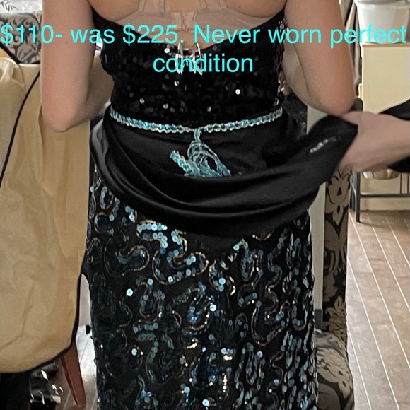 One of a kind 2 in one Prom and Party Gown Dress - Picture 6 of 10